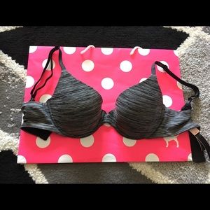 NWT Victoria’s Secret Uplift Demi Bra 32D